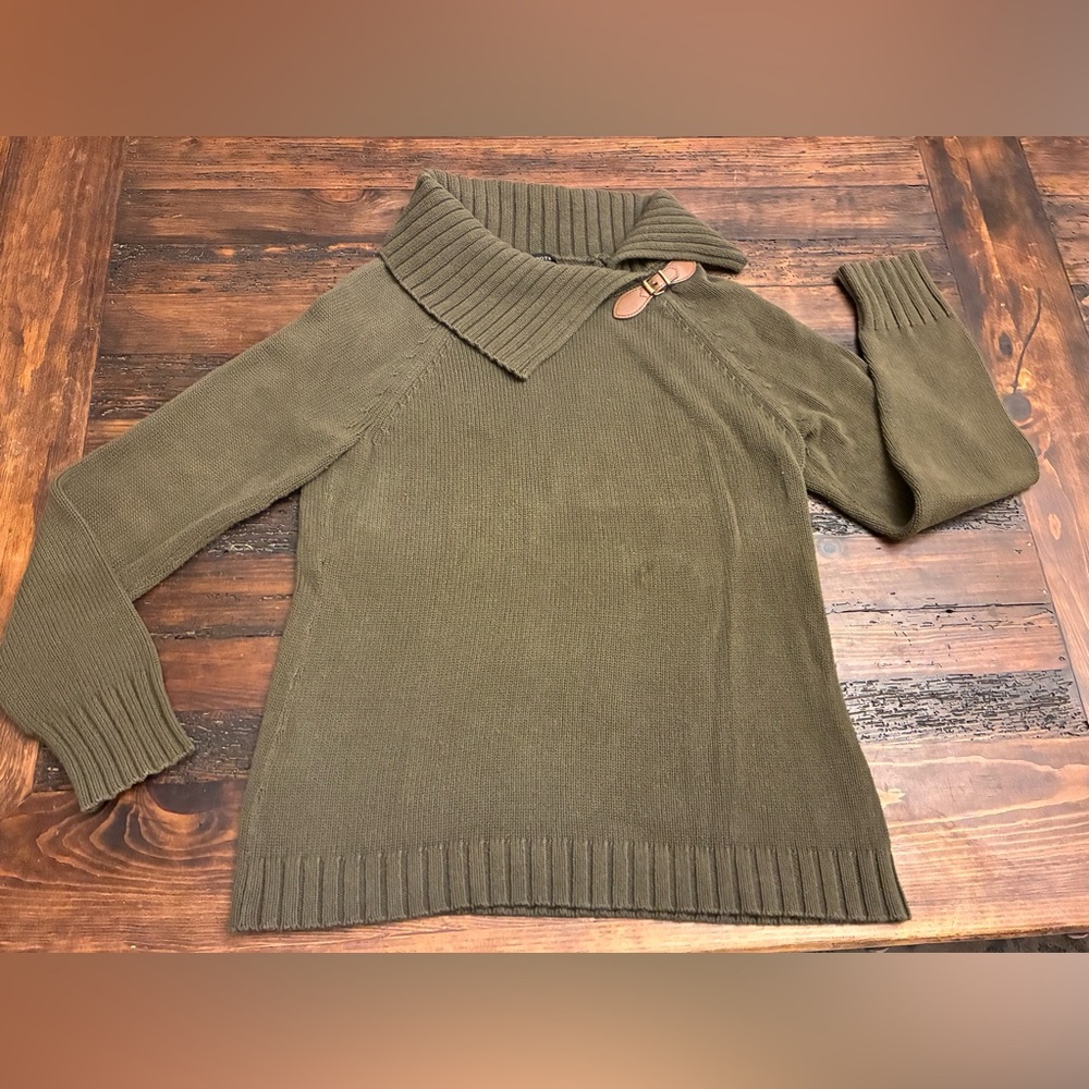 Talbots Olive Sweater Buckle Accent Women's Size M Cozy Preppy Turtleneck Warm